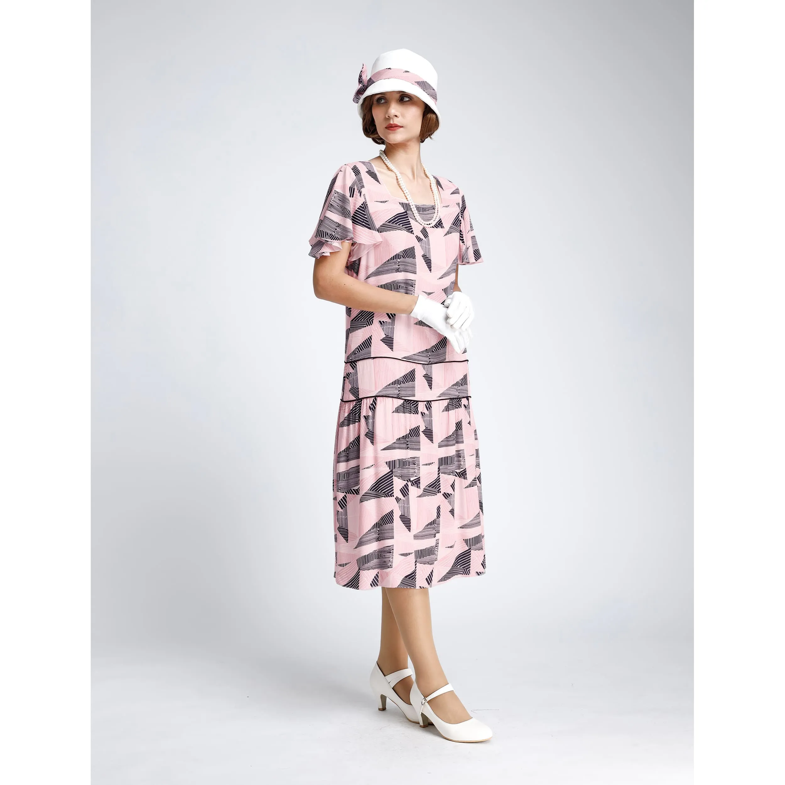 1920s off-white cloche hat with pink and black ribbon
