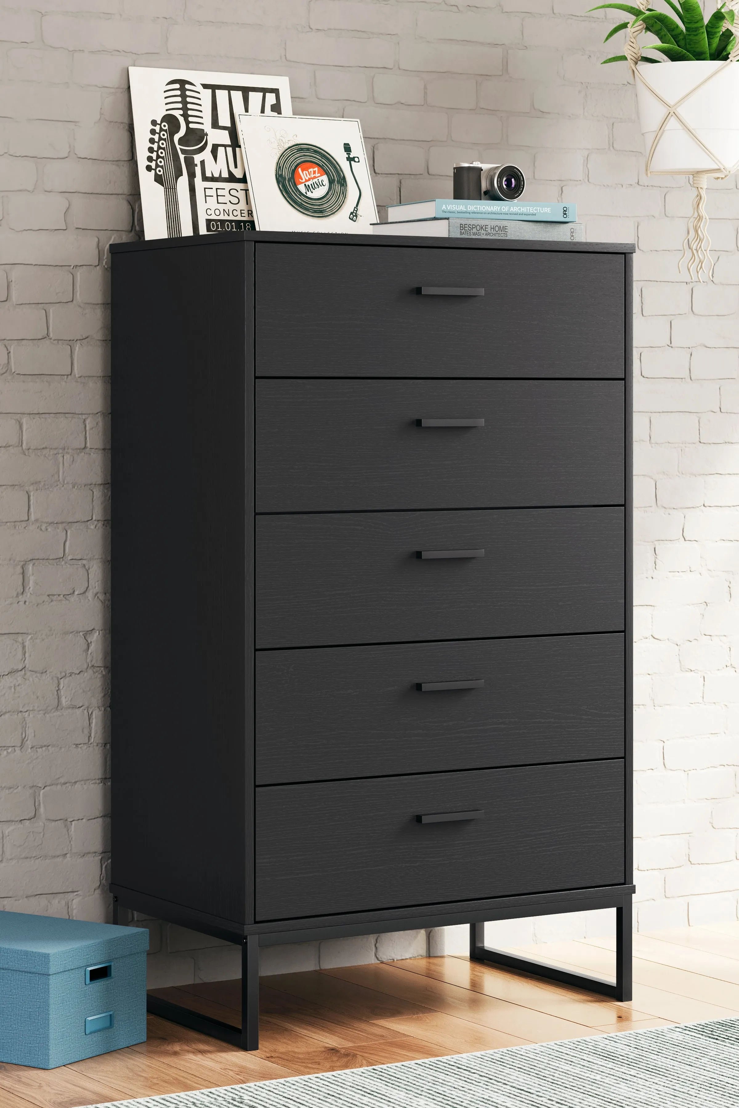 Socalle Twin Panel Platform Bed with Dresser and Chest in Black