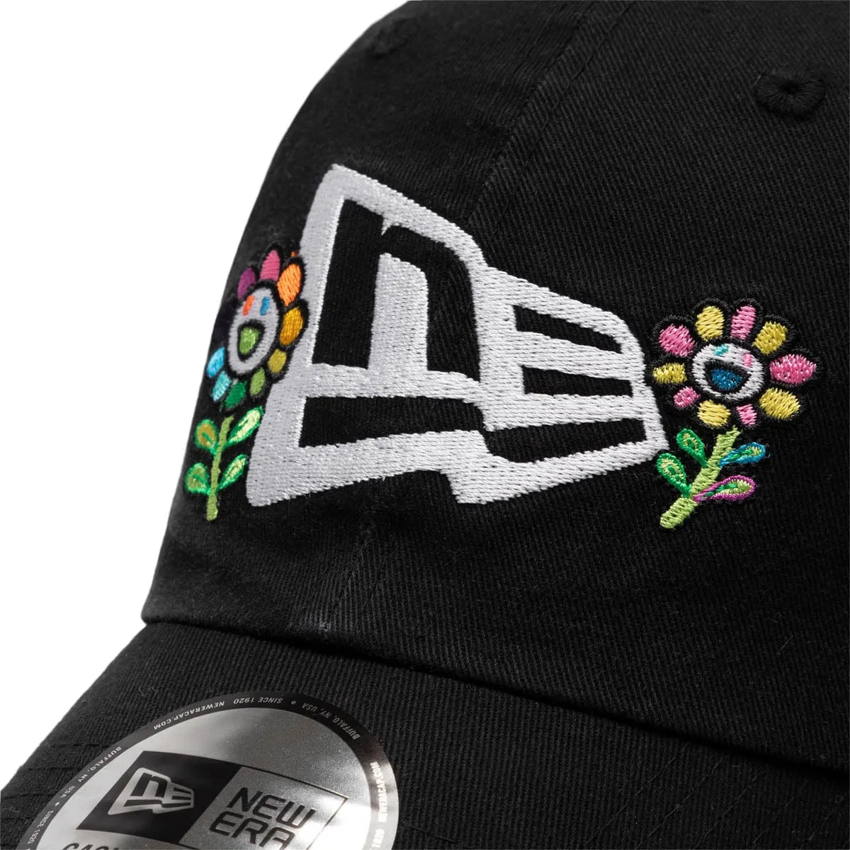 X TAKASHI MURAKAMI FLAG CASUAL CLASSIC